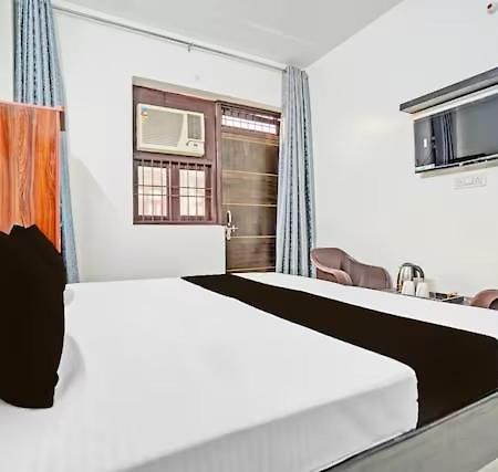 Hotel Rooftop Castle Noida Exterior foto